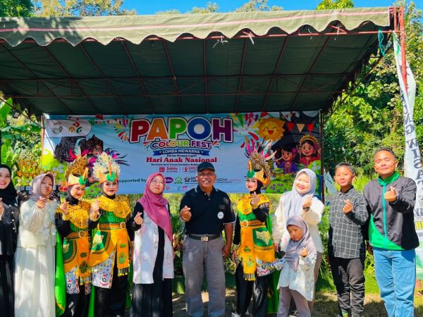 Meriah! Talenta Muda MTsN 4 Blitar Bikin Papoh Colour Fest 2026 Makin Warna-Warni